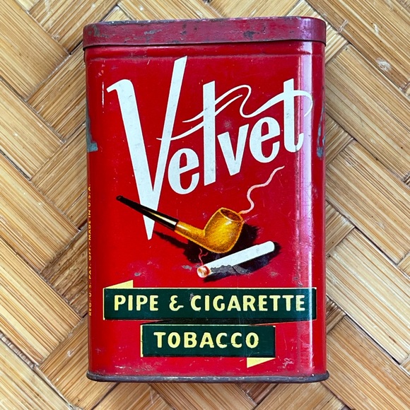 Vintage Velvet tobacco tin/stash box - Picture 14 of 14